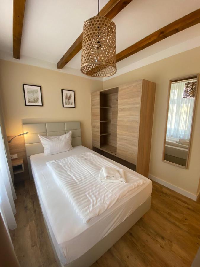 Hotel Sankt Georg Neubrandenburg Ngoại thất bức ảnh
