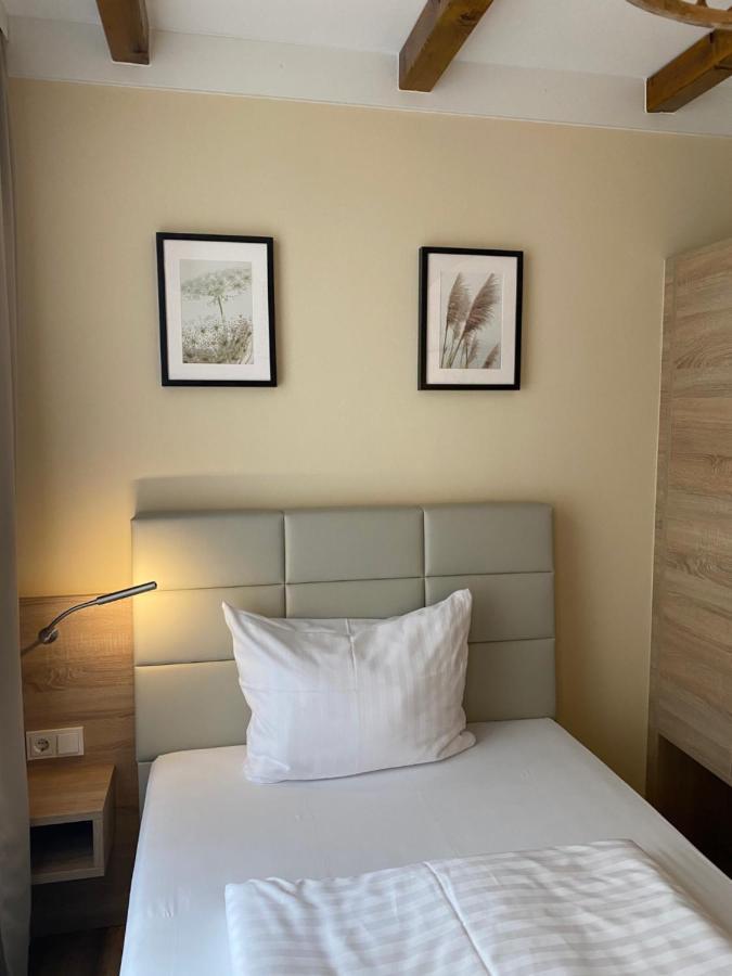 Hotel Sankt Georg Neubrandenburg Ngoại thất bức ảnh